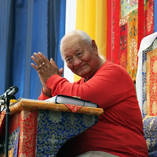 Chögyal Namkhai Norbu - Le Maître qui a redécouvert la Danse du Vajra à l'époque actuelle